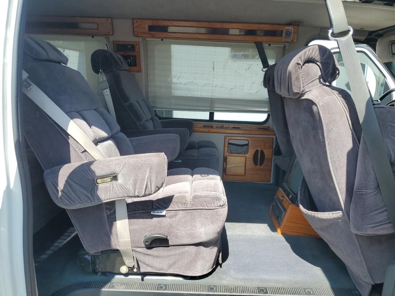 1996 Ford Econoline E150 Van VIN: 1FDEE14H9THA39300 Lot: 80106375