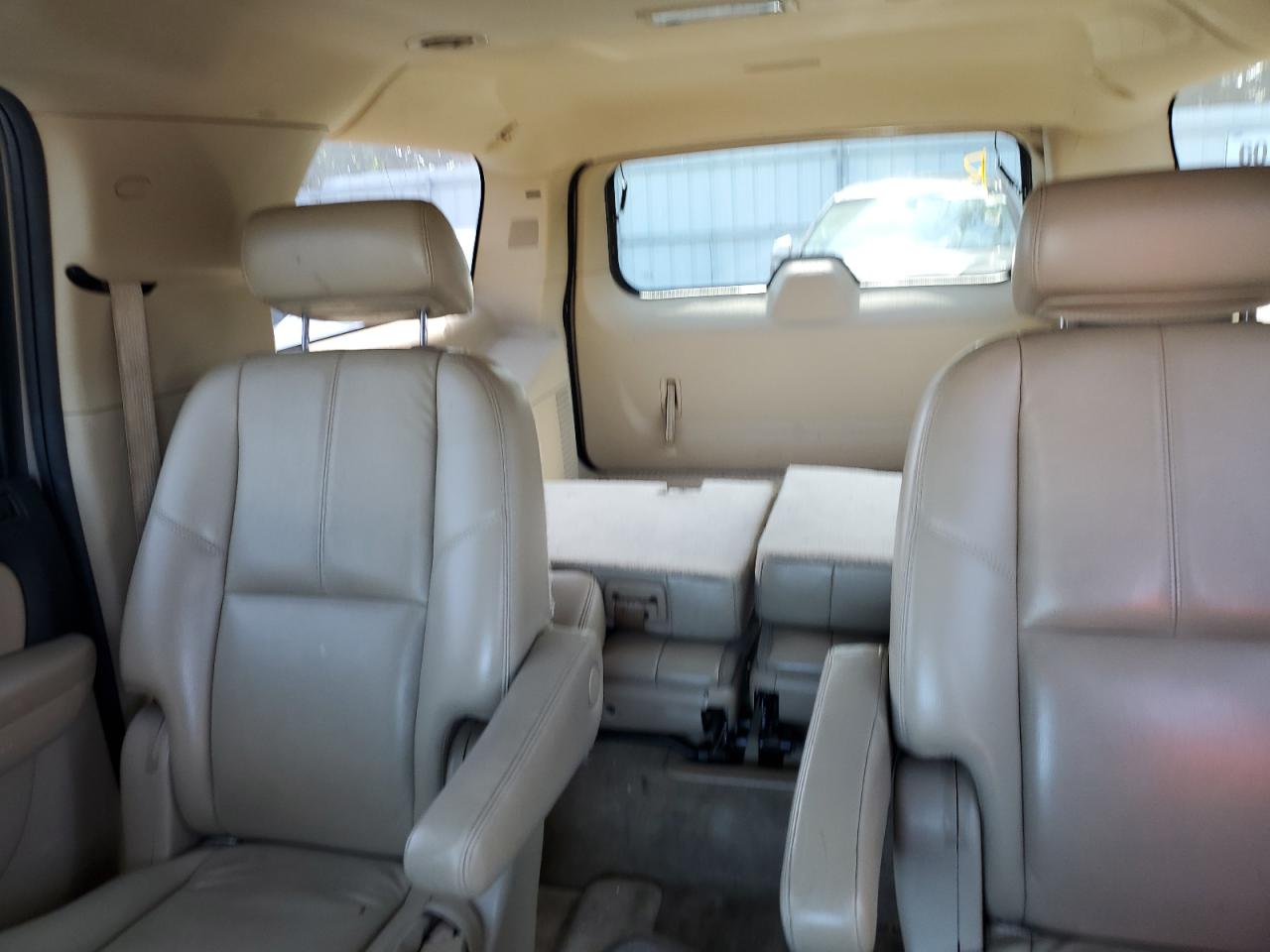 2007 Chevrolet Suburban C1500 VIN: 1GNFC16047J265384 Lot: 80011425