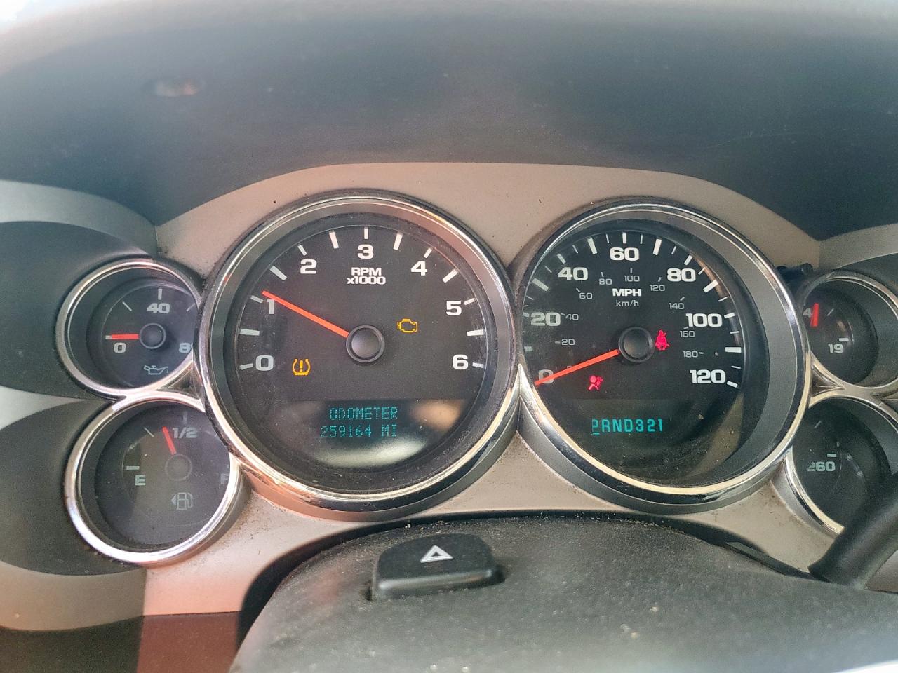 2008 Chevrolet Silverado C1500 VIN: 2GCEC13J681148631 Lot: 84057725