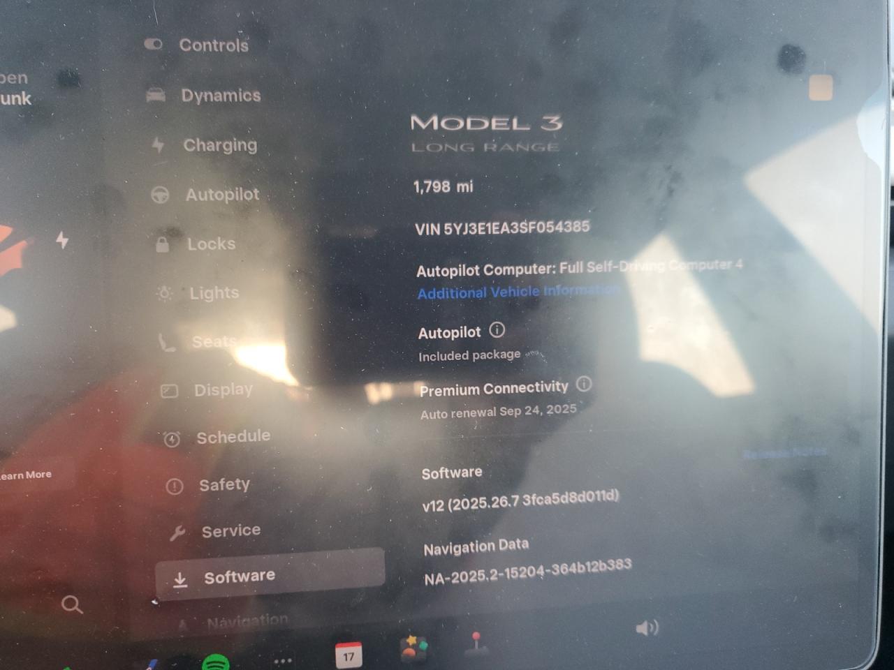 2025 Tesla Model 3 VIN: 5YJ3E1EA3SF054385 Lot: 80882475