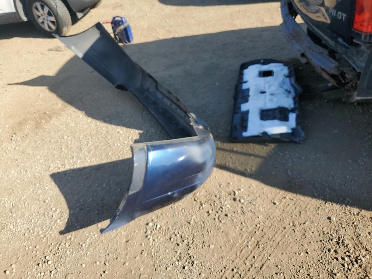 2004 Honda Pilot Exl VIN: 2HKYF18514H558309 Lot: 81576205