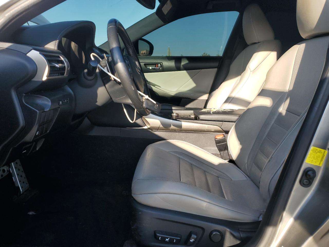 2015 Lexus Is 250 VIN: JTHBF1D23F5069705 Lot: 81433665