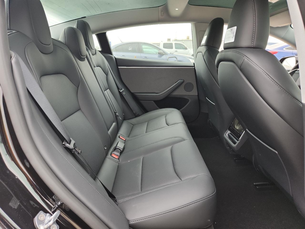 2025 Tesla Model 3 VIN: 5YJ3E1EA6SF048015 Lot: 80587825