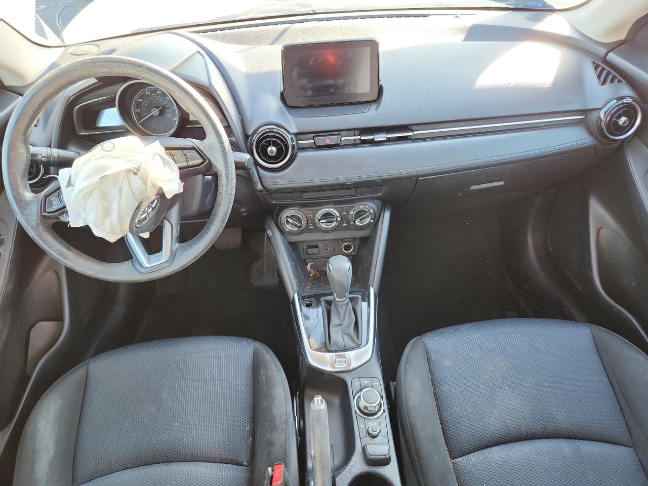 2019 Toyota Yaris L VIN: 3MYDLBYV7KY505421 Lot: 81595095