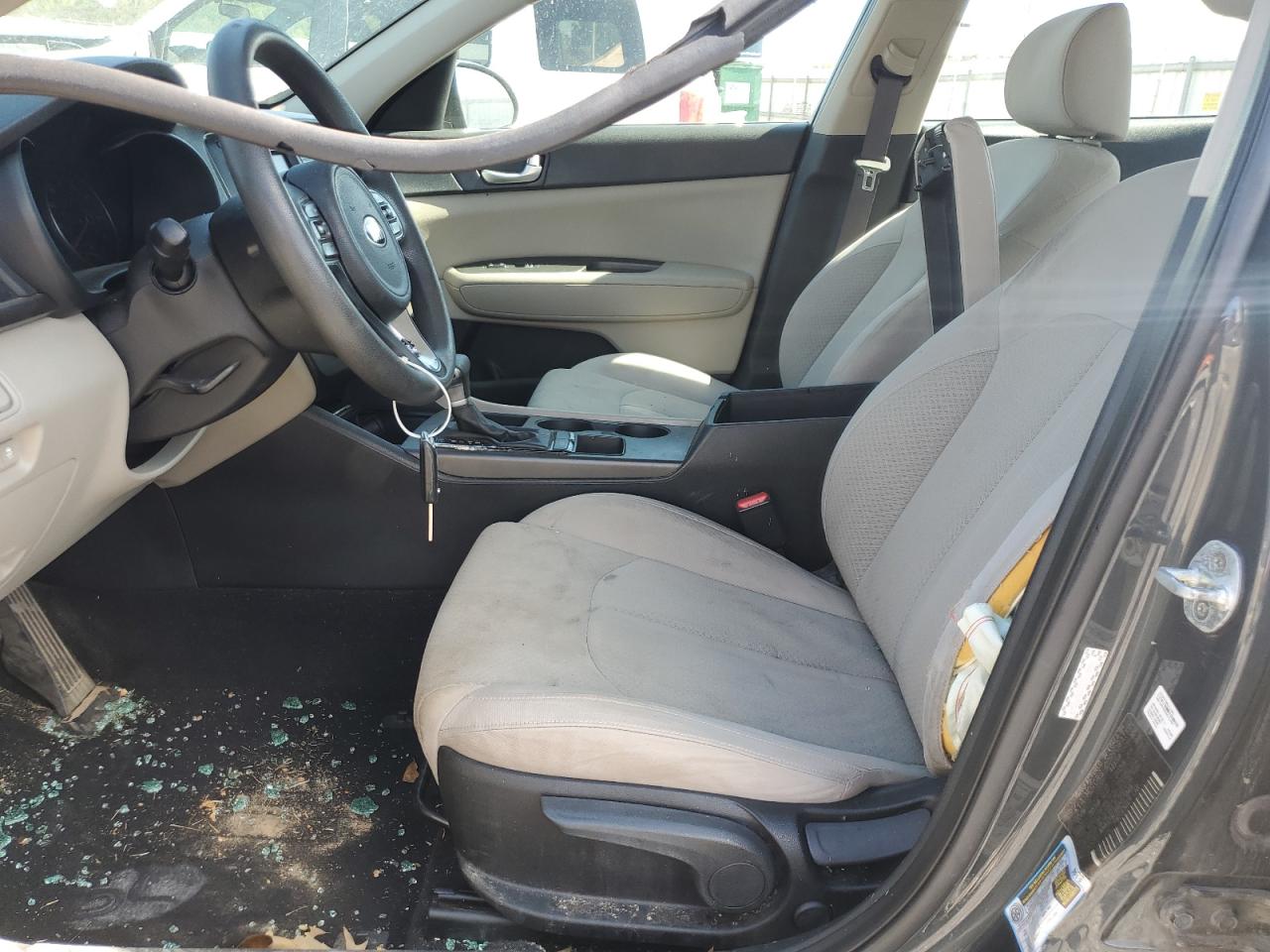 2016 Kia Optima Lx VIN: KNAGT4L31G5071849 Lot: 81896685