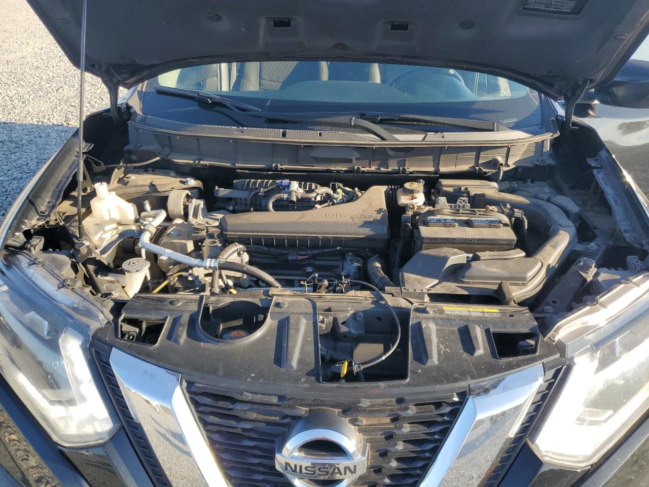 2017 Nissan Rogue S VIN: KNMAT2MT5HP500685 Lot: 81795055