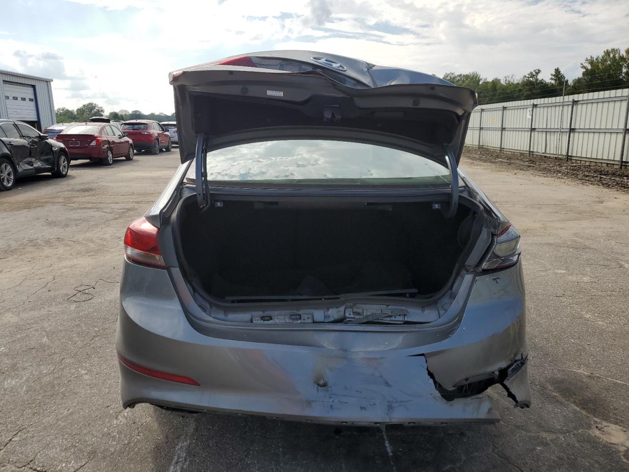 2017 Hyundai Elantra Se VIN: KMHD84LF6HU369849 Lot: 81510125