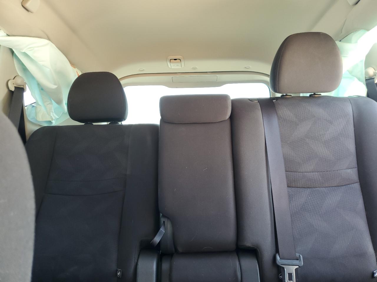 2015 Nissan Rogue S VIN: KNMAT2MT1FP580581 Lot: 81077185