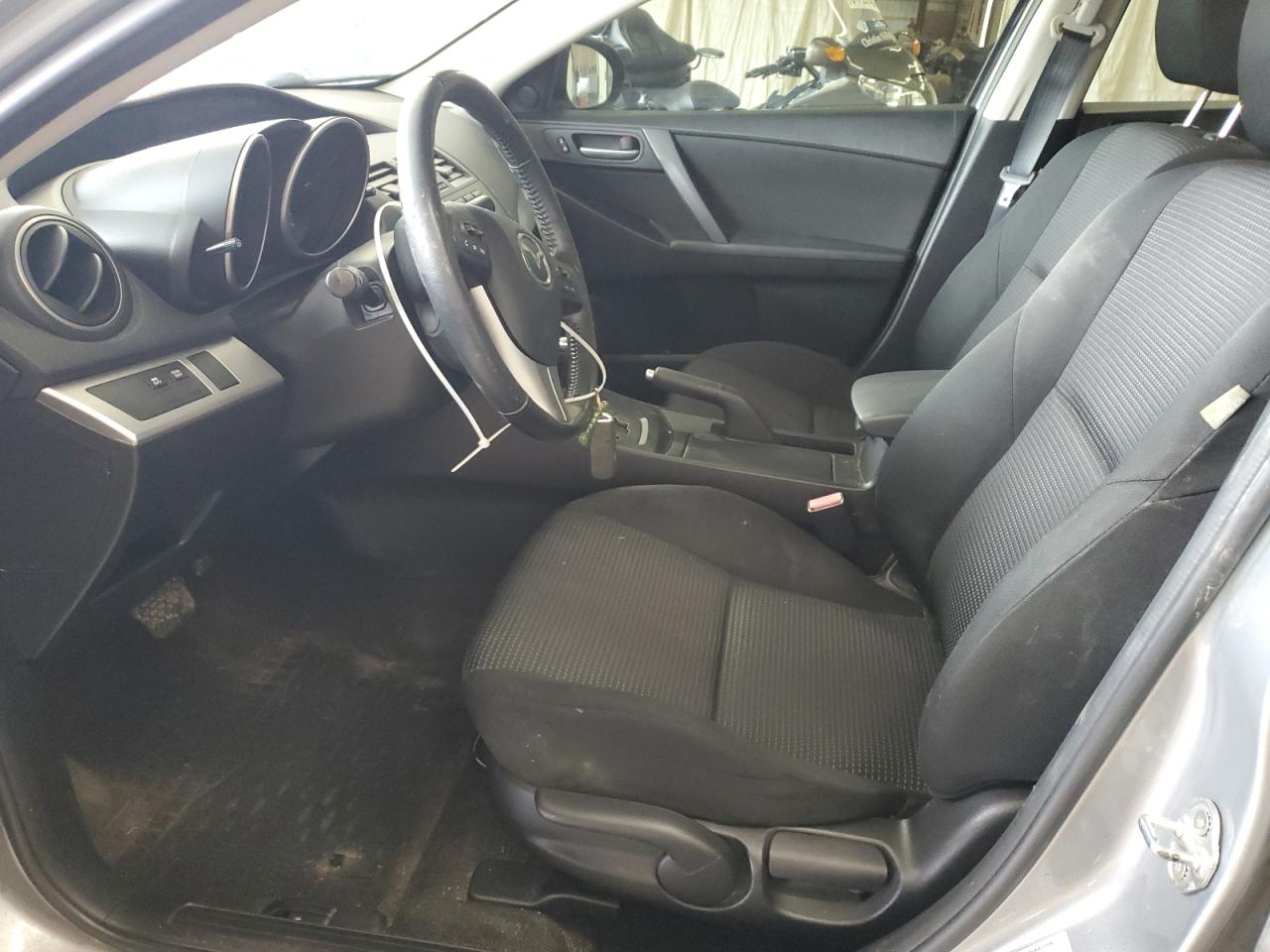 2013 Mazda 3 I VIN: JM1BL1V72D1745943 Lot: 81441145