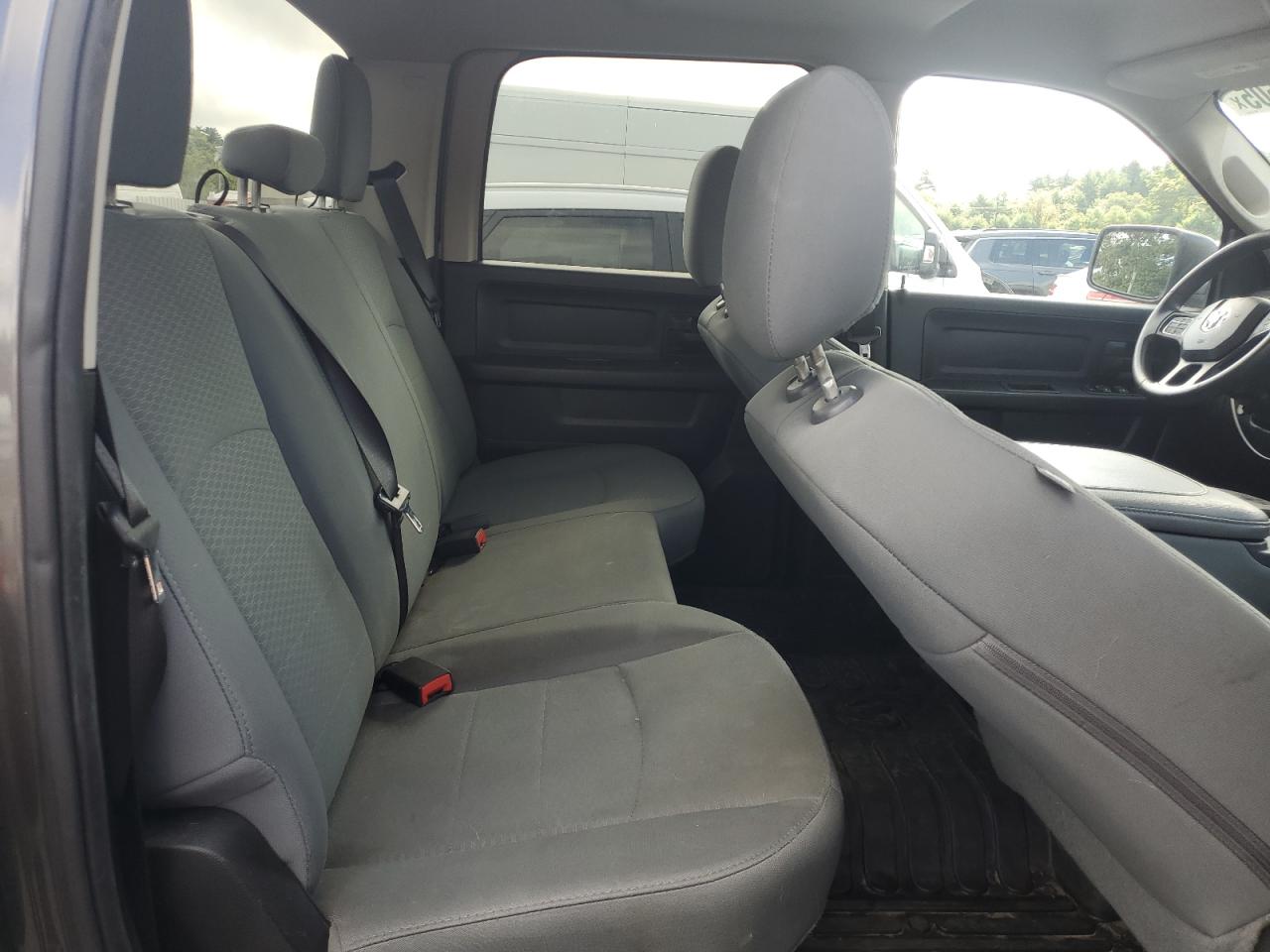 2016 Ram 1500 St VIN: 3C6RR7KT7GG371389 Lot: 70912505