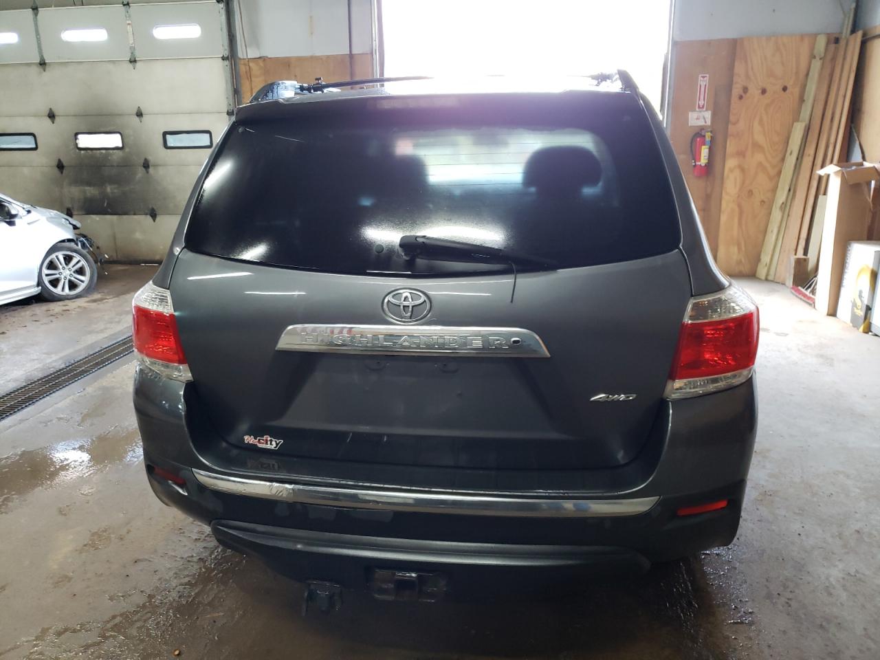 2013 Toyota Highlander Base VIN: 5TDBK3EH9DS211767 Lot: 82031885