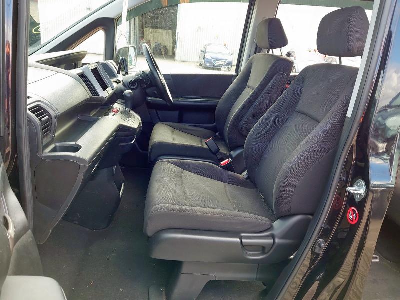 2011 HONDA STEPWAGON AUTO 