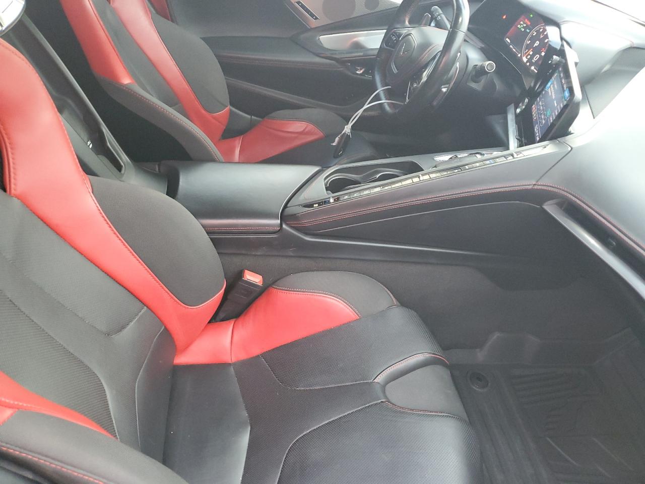 2021 Chevrolet Corvette Stingray 3Lt VIN: 1G1YC2D48M5105227 Lot: 81758965