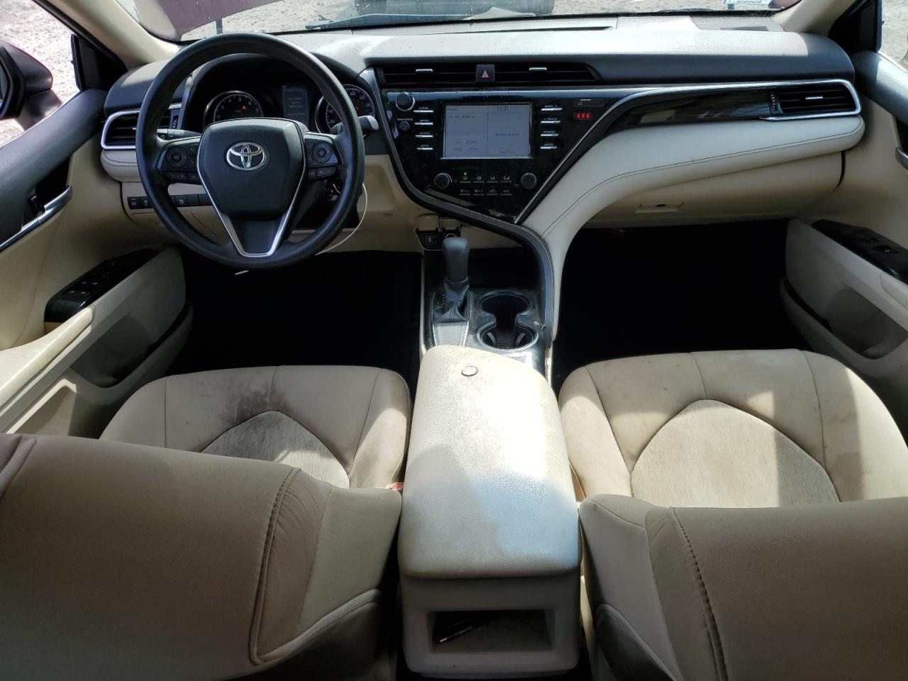 2018 Toyota Camry L VIN: 4T1B11HK6JU537110 Lot: 84447155