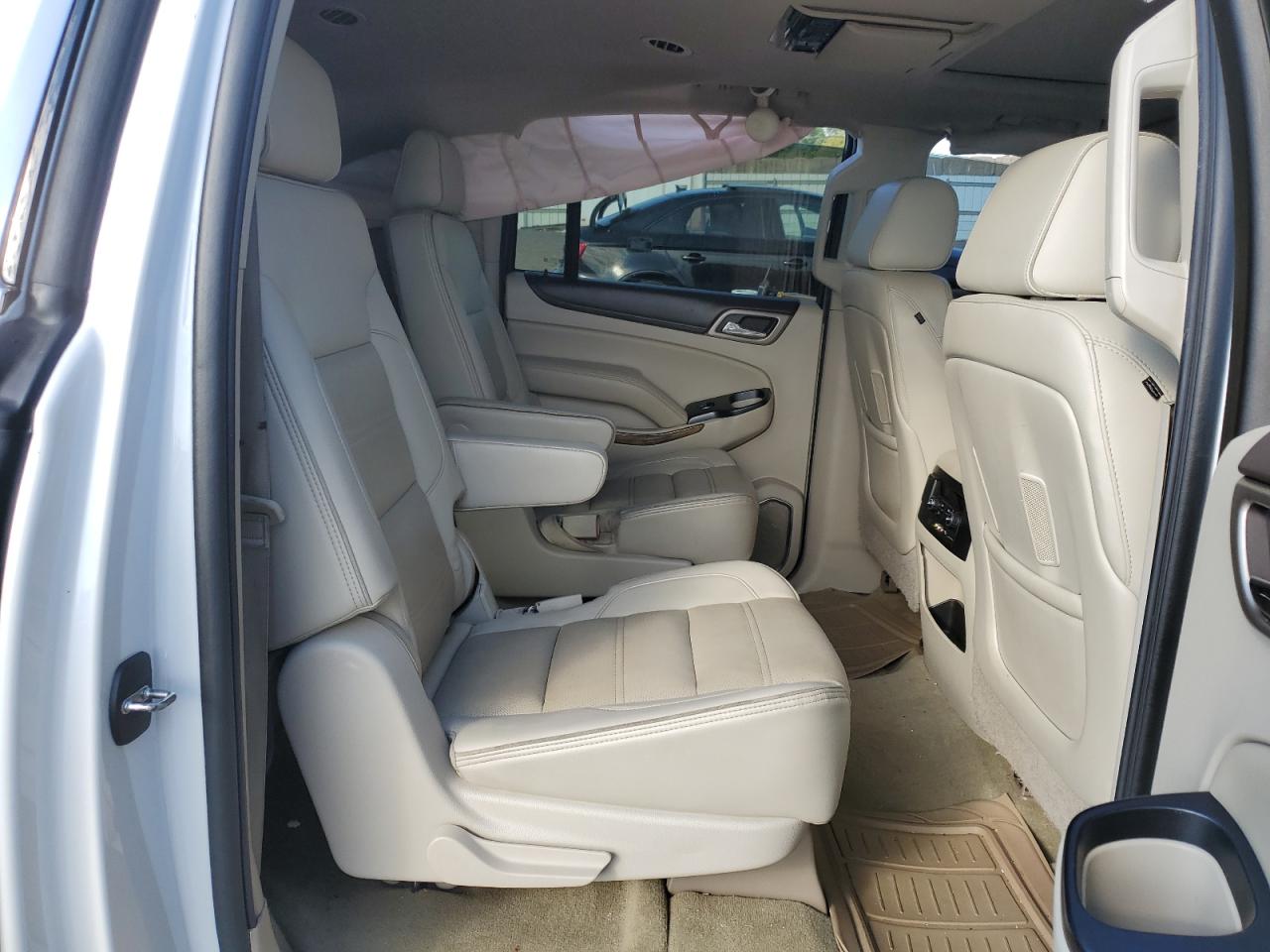 2016 GMC Yukon Xl Denali VIN: 1GKS2HKJ2GR373400 Lot: 70863275