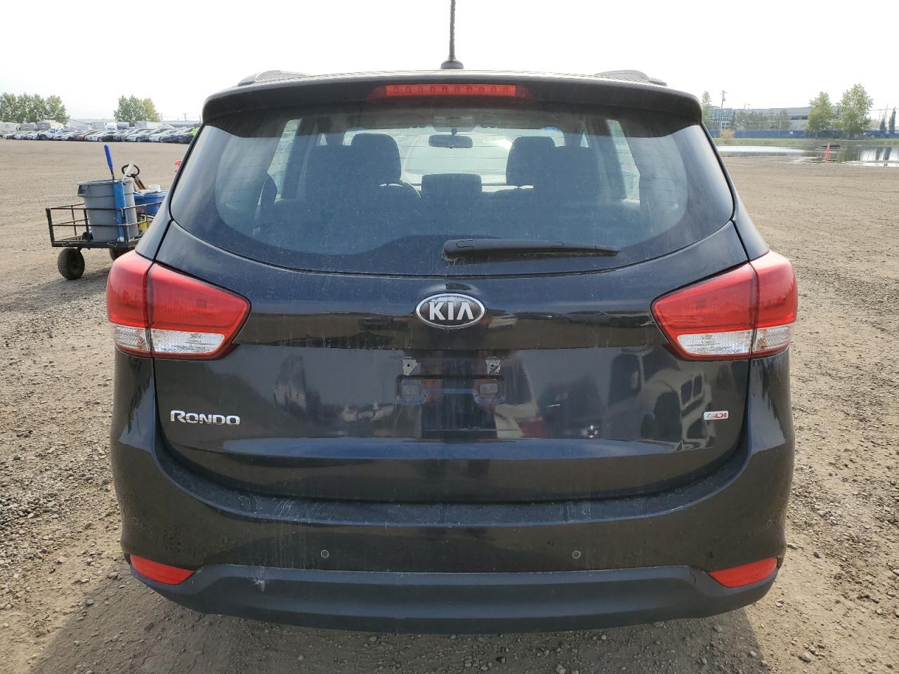 2014 Kia Rondo VIN: KNAHT8A36E7015860 Lot: 70834795