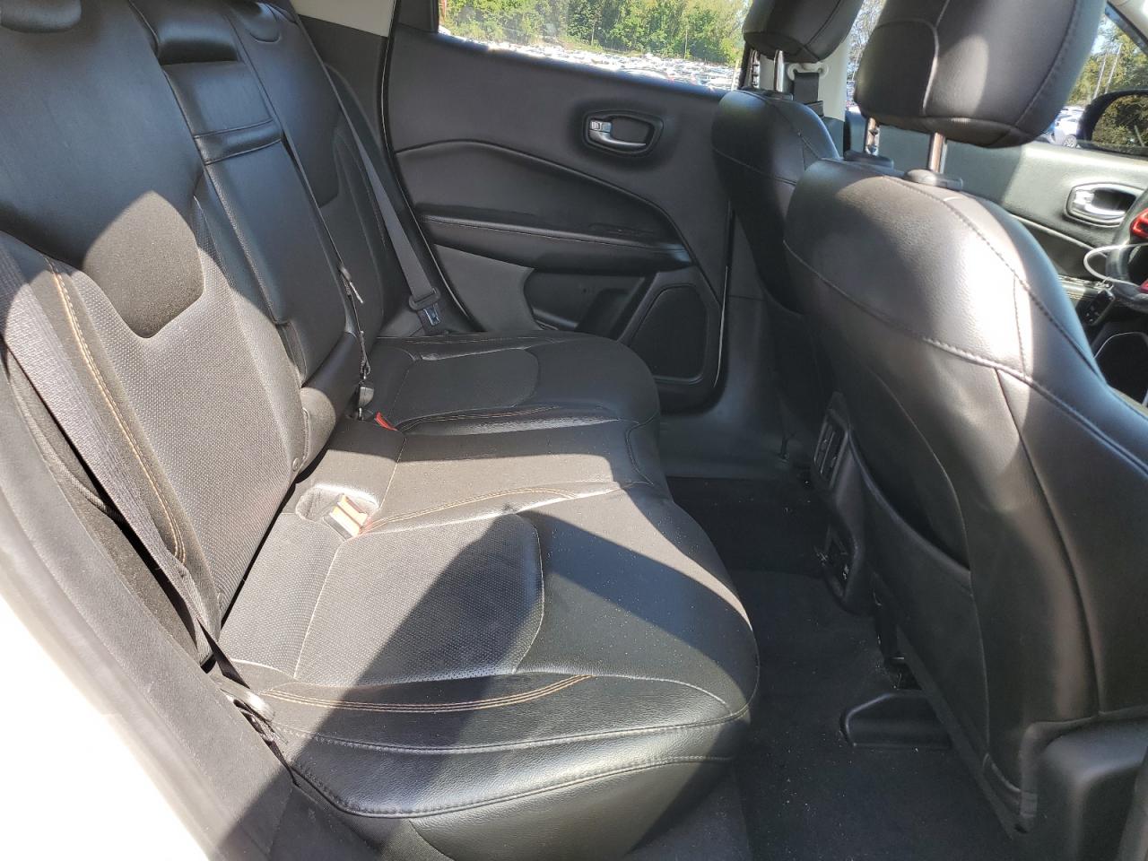 2018 Jeep Compass Limited VIN: 3C4NJDCB3JT404227 Lot: 71187525