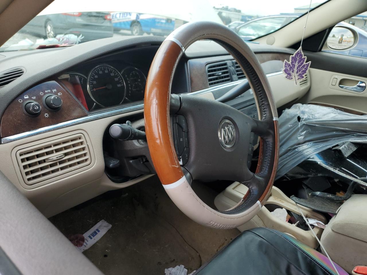 2008 Buick Lacrosse Cx VIN: 2G4WC582381157697 Lot: 81555615