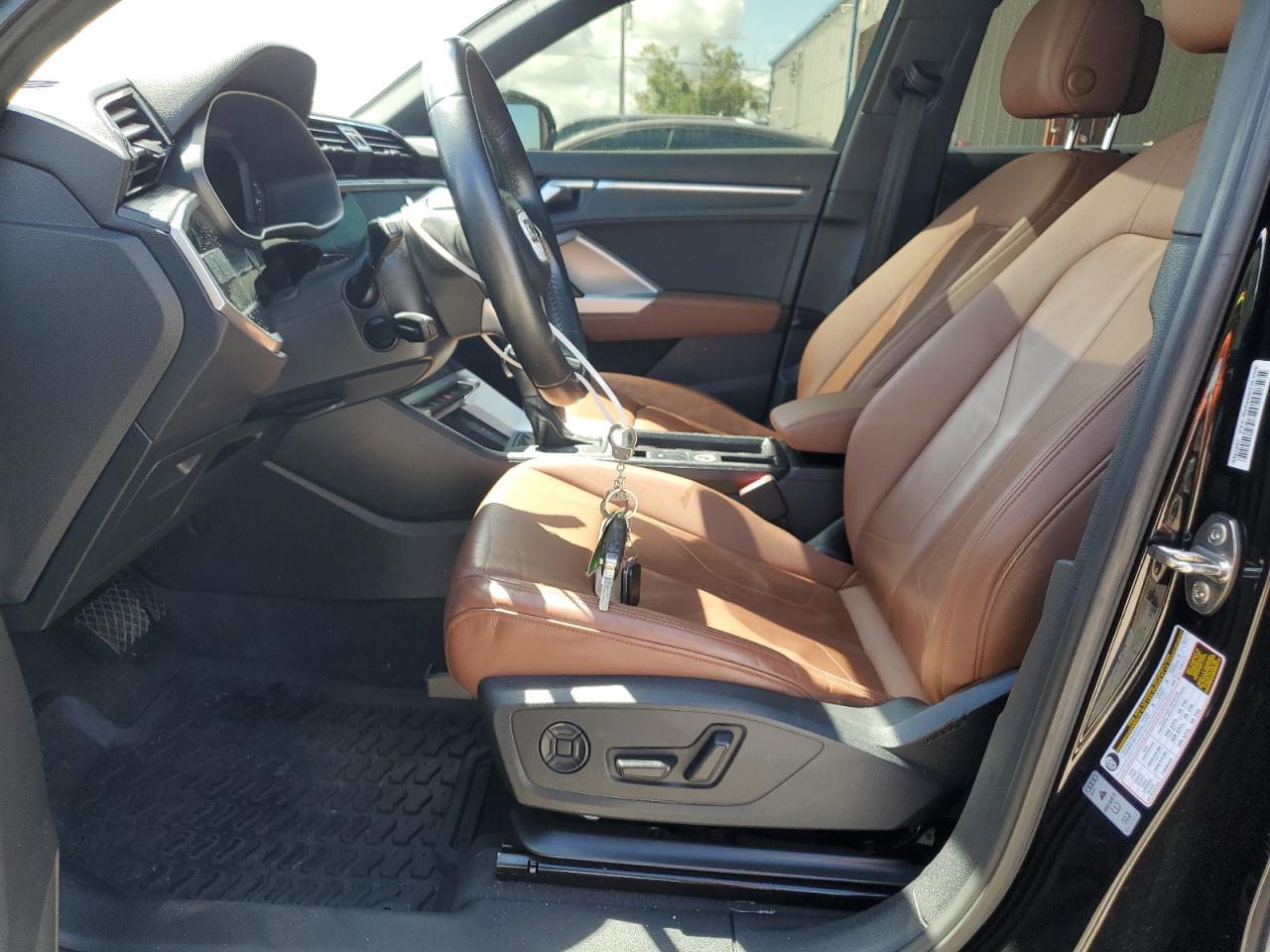 2020 Audi Q3 Premium S Line VIN: WA1DECF32L1026811 Lot: 69787155