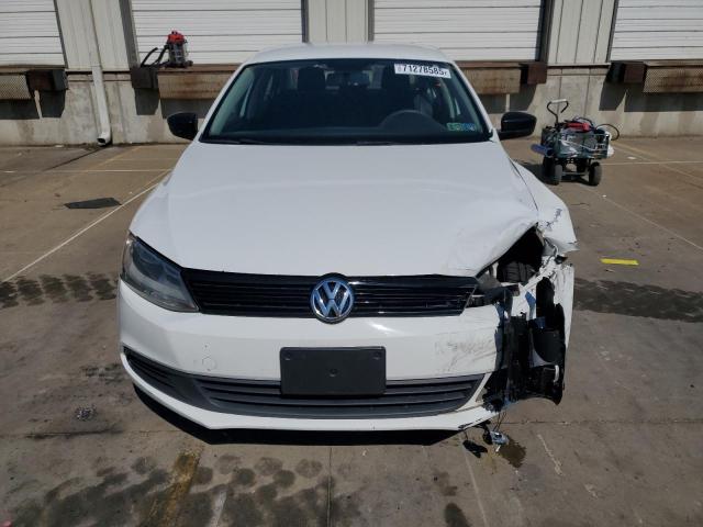 Sedans VOLKSWAGEN JETTA 2014 White