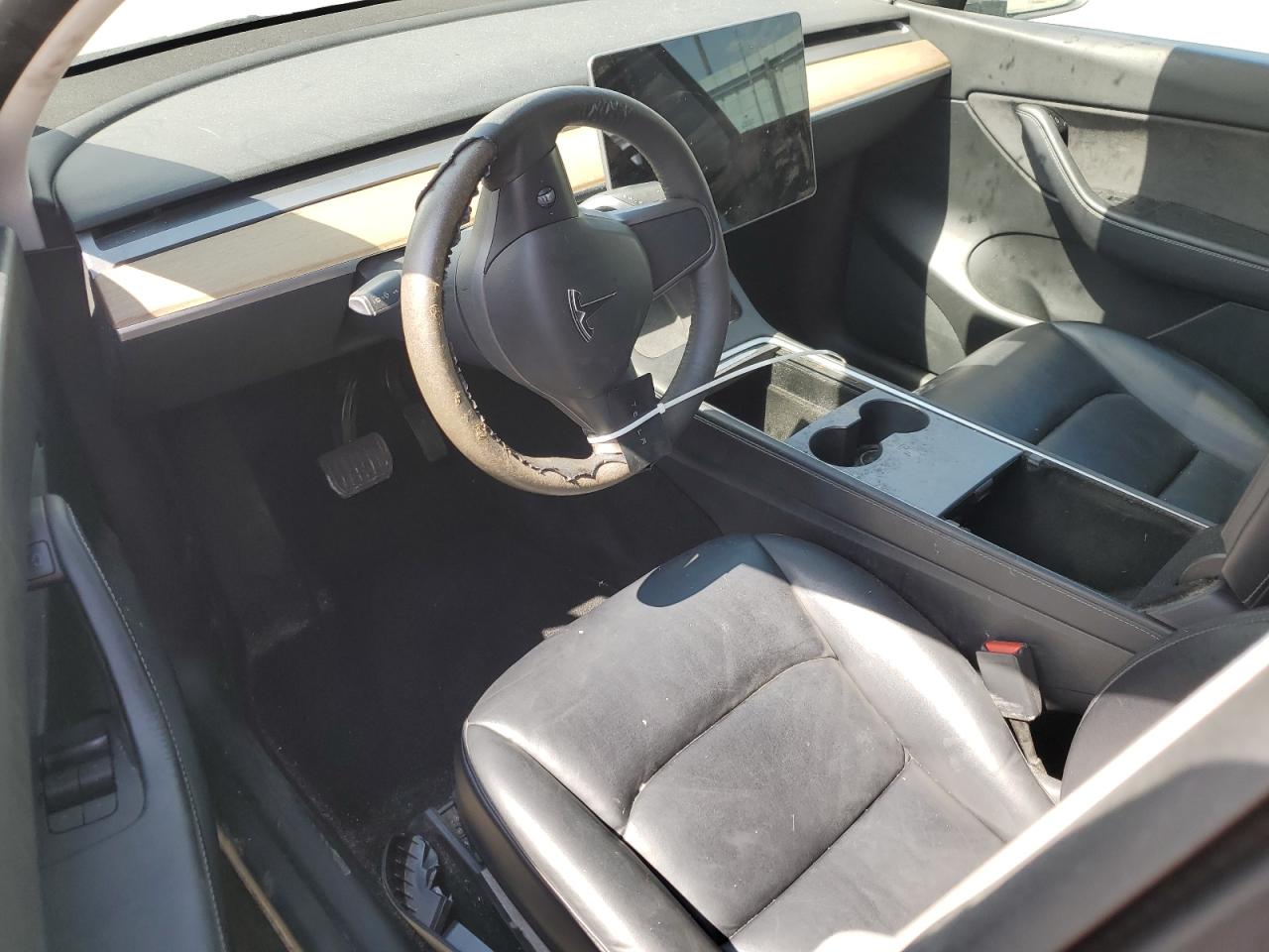 2021 Tesla Model Y VIN: 5YJYGDEE1MF280898 Lot: 82109825