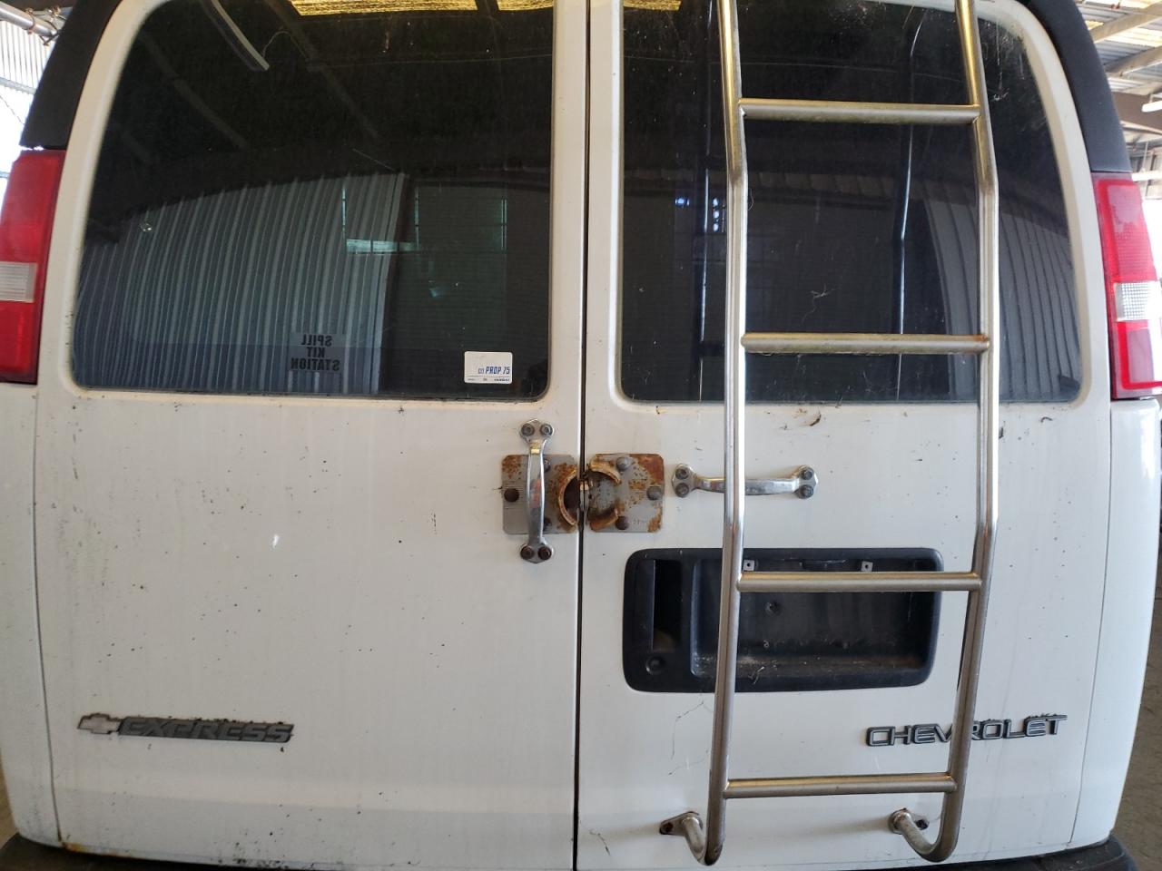 2003 Chevrolet Express G2500 VIN: 1GCGG25U331199853 Lot: 80964495