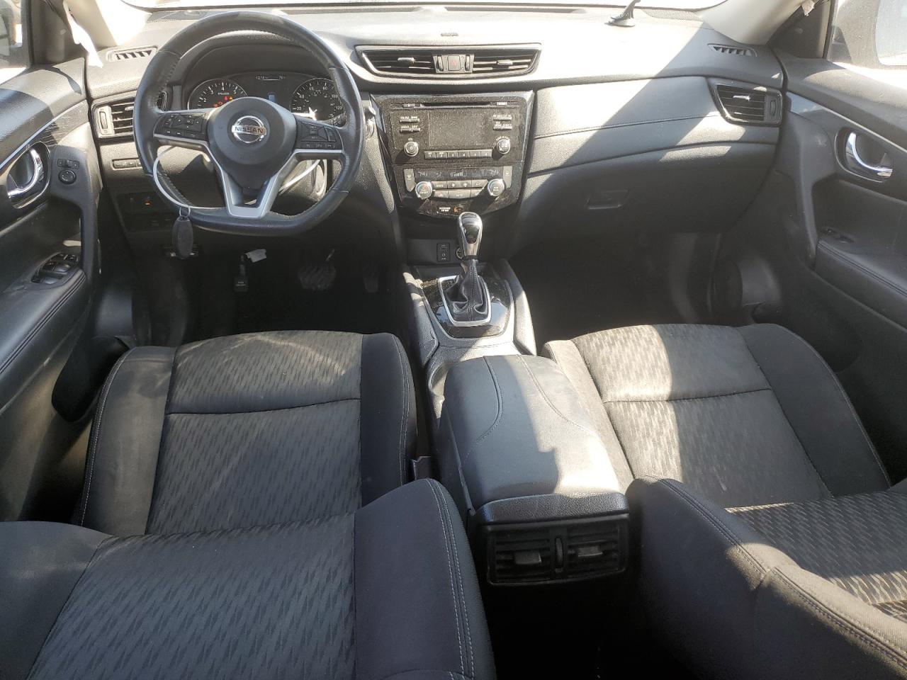 2017 Nissan Rogue S VIN: KNMAT2MV4HP556022 Lot: 80255655