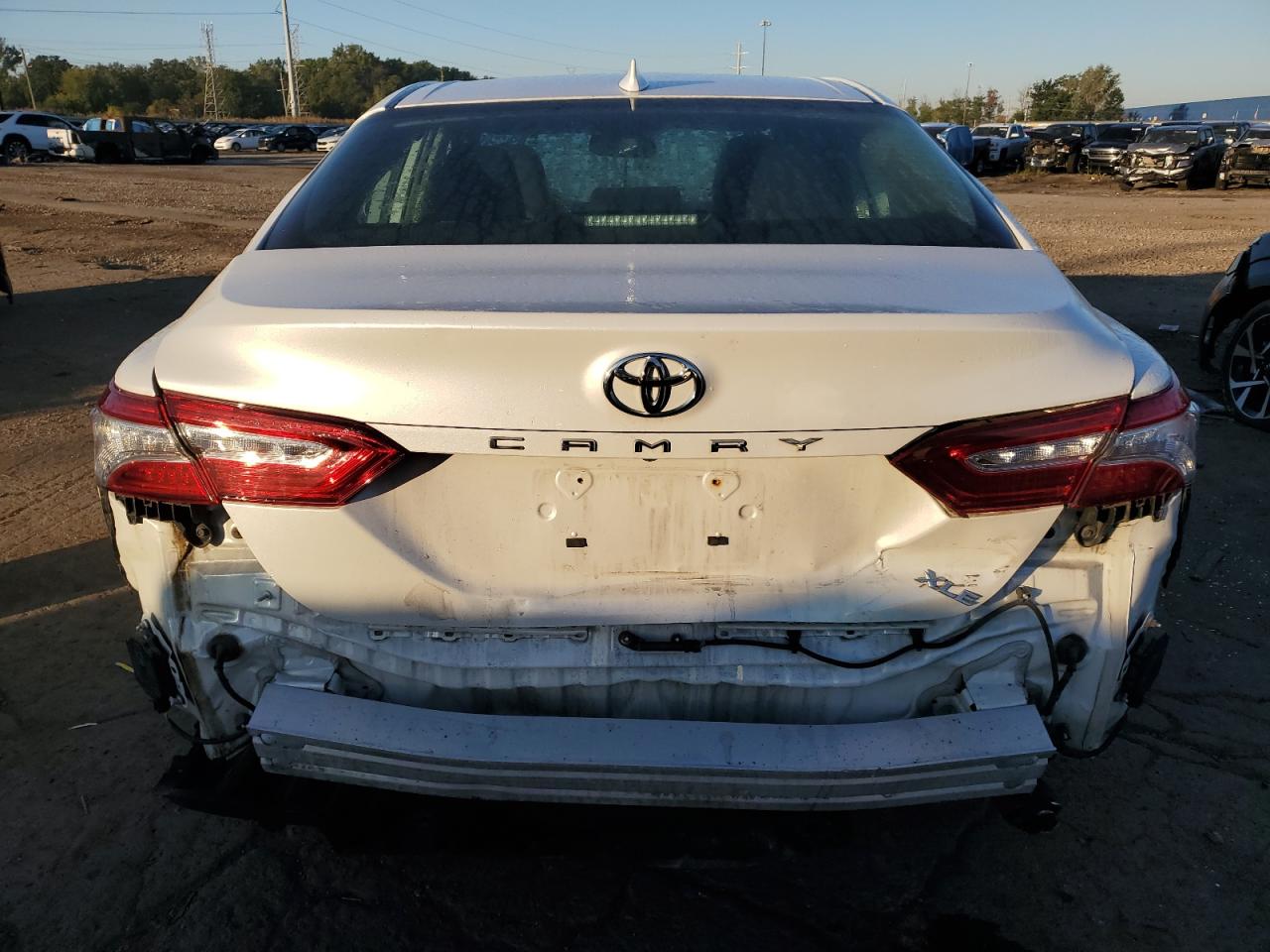 2019 Toyota Camry L VIN: 4T1B11HK9KU741935 Lot: 84038715