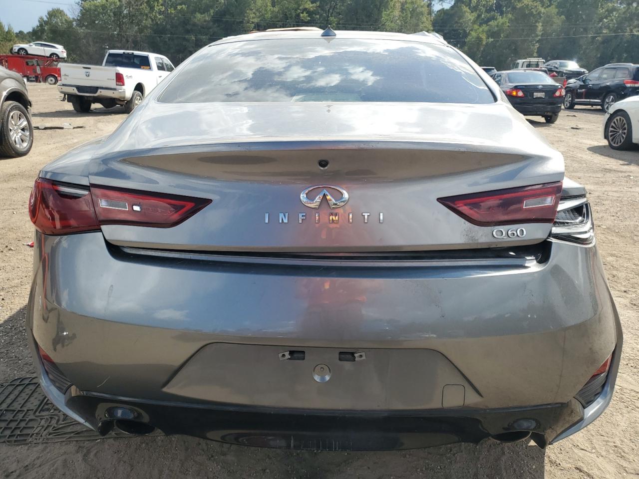 2017 Infiniti Q60 Base VIN: JN1CV7EK9HM110876 Lot: 83767945
