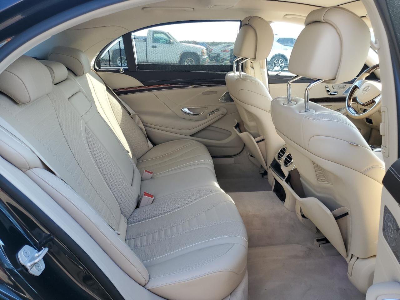 2015 Mercedes-Benz S 550 VIN: WDDUG8CB1FA146568 Lot: 84041015