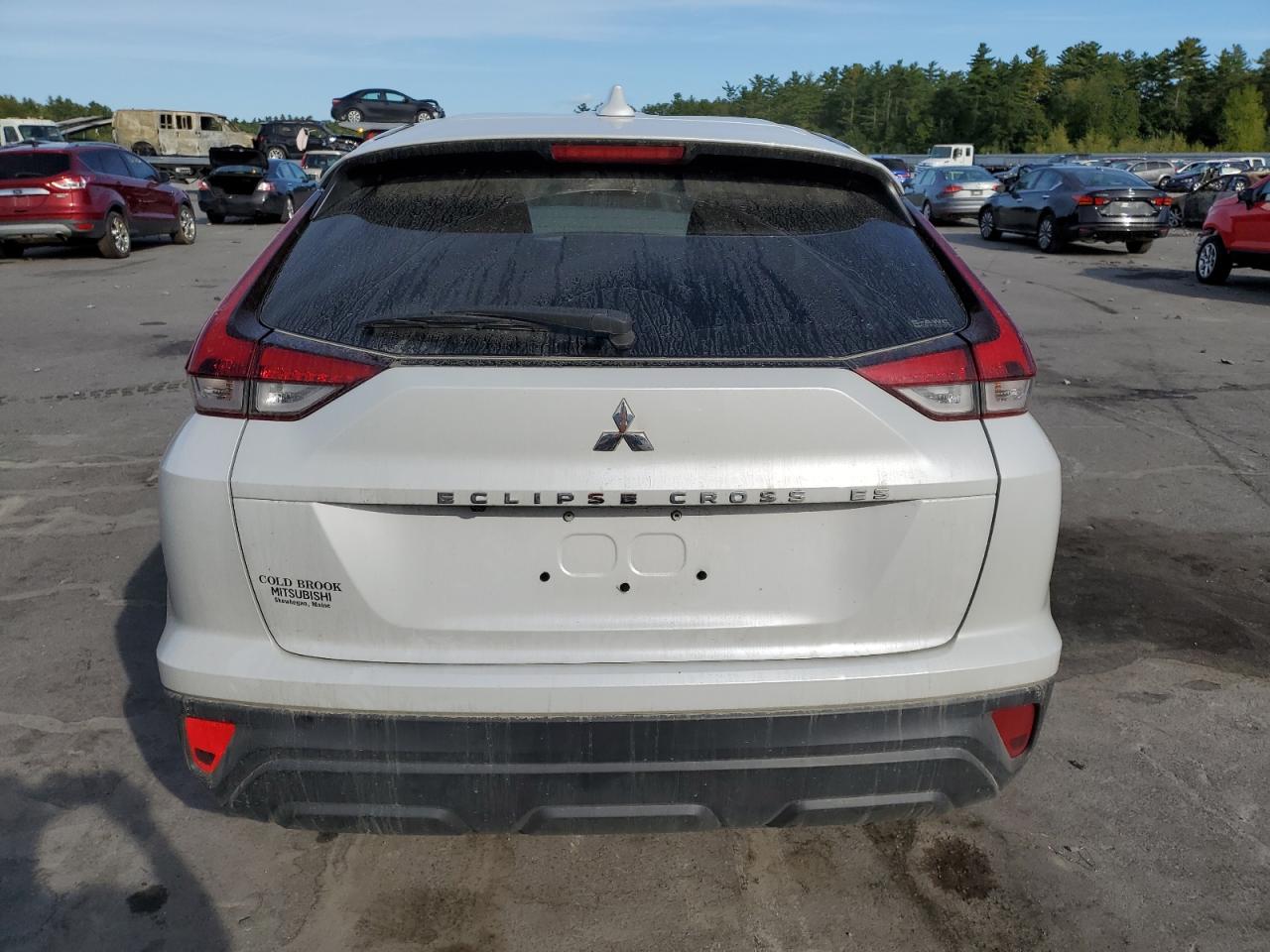 2024 Mitsubishi Eclipse Cross Es VIN: JA4ATUAA8RZ070357 Lot: 81191585