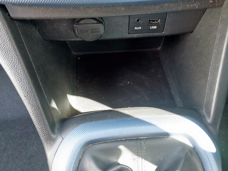 2014 HYUNDAI I10 SE