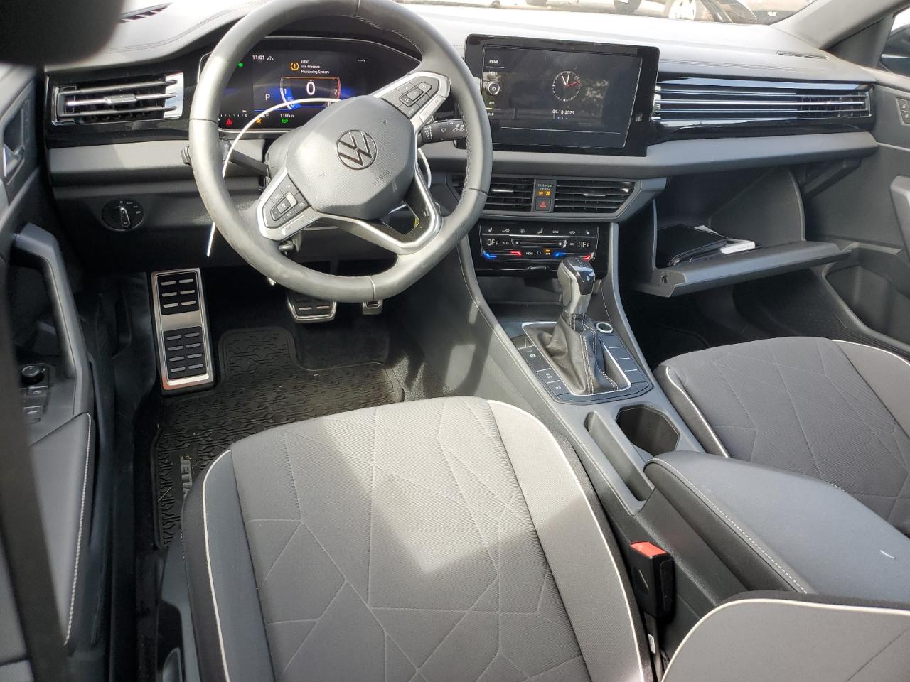 2025 Volkswagen Jetta Sport VIN: 3VWBX7BU8SM084532 Lot: 72038625