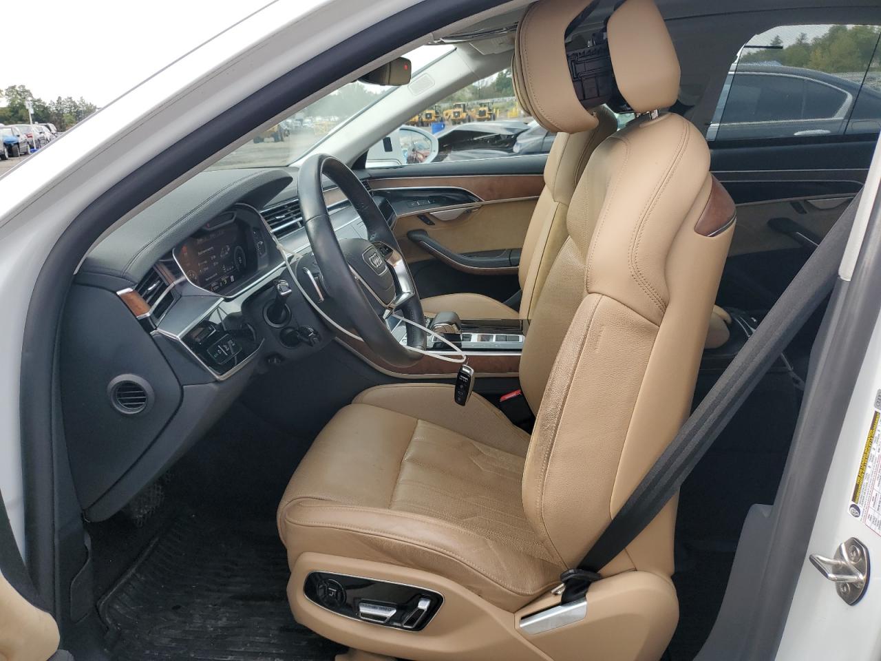2019 Audi A8 L VIN: WAU8DAF84KN010835 Lot: 81725985