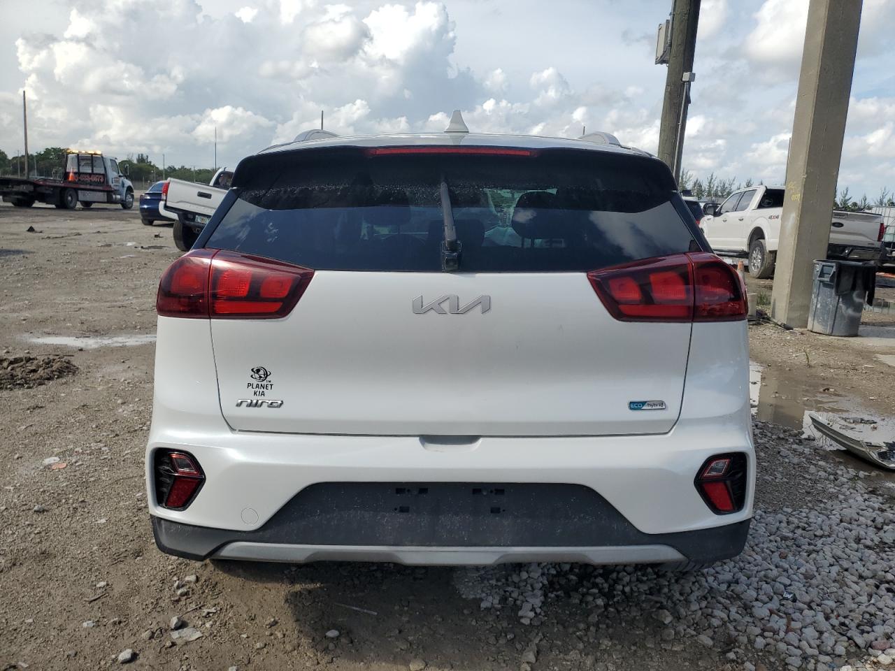 2022 Kia Niro Lx VIN: KNDCB3LC4N5529492 Lot: 70458265