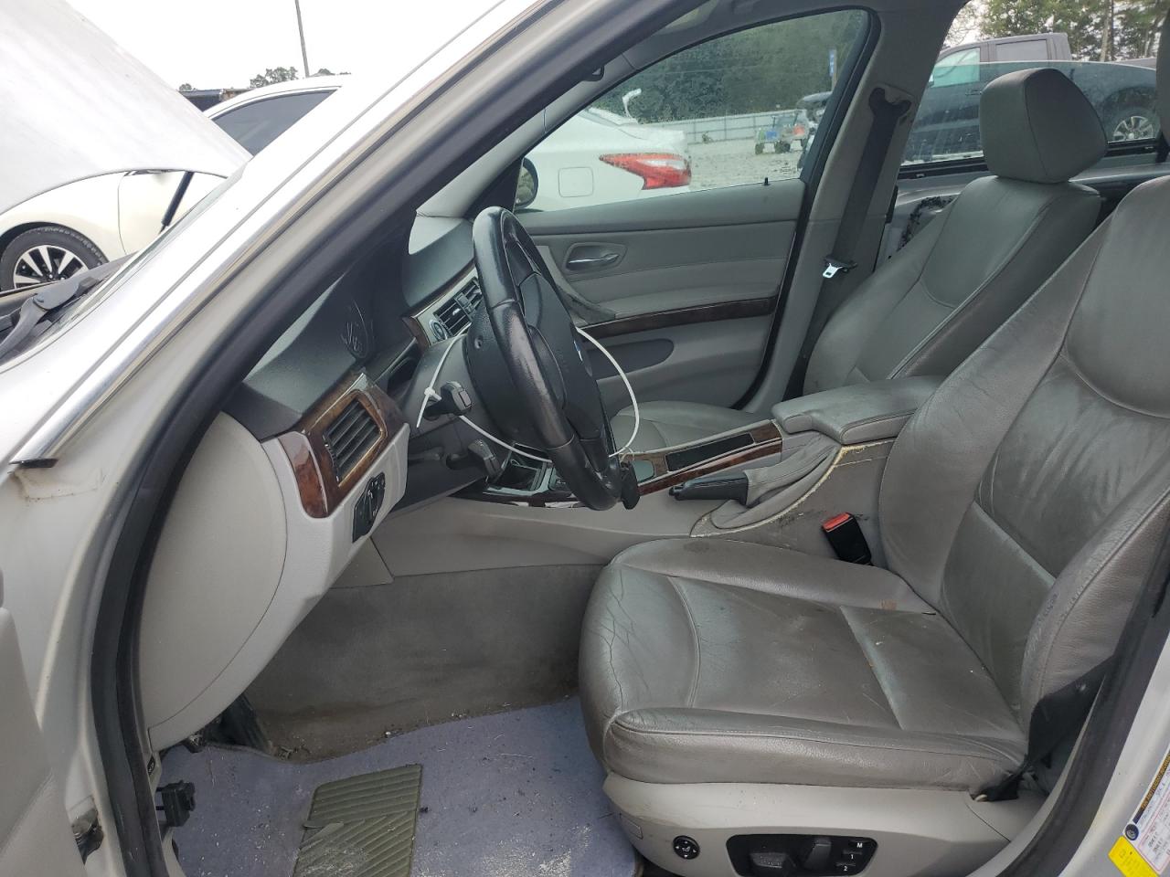 2006 BMW 330 I VIN: WBAVB335X6KR73549 Lot: 81859235