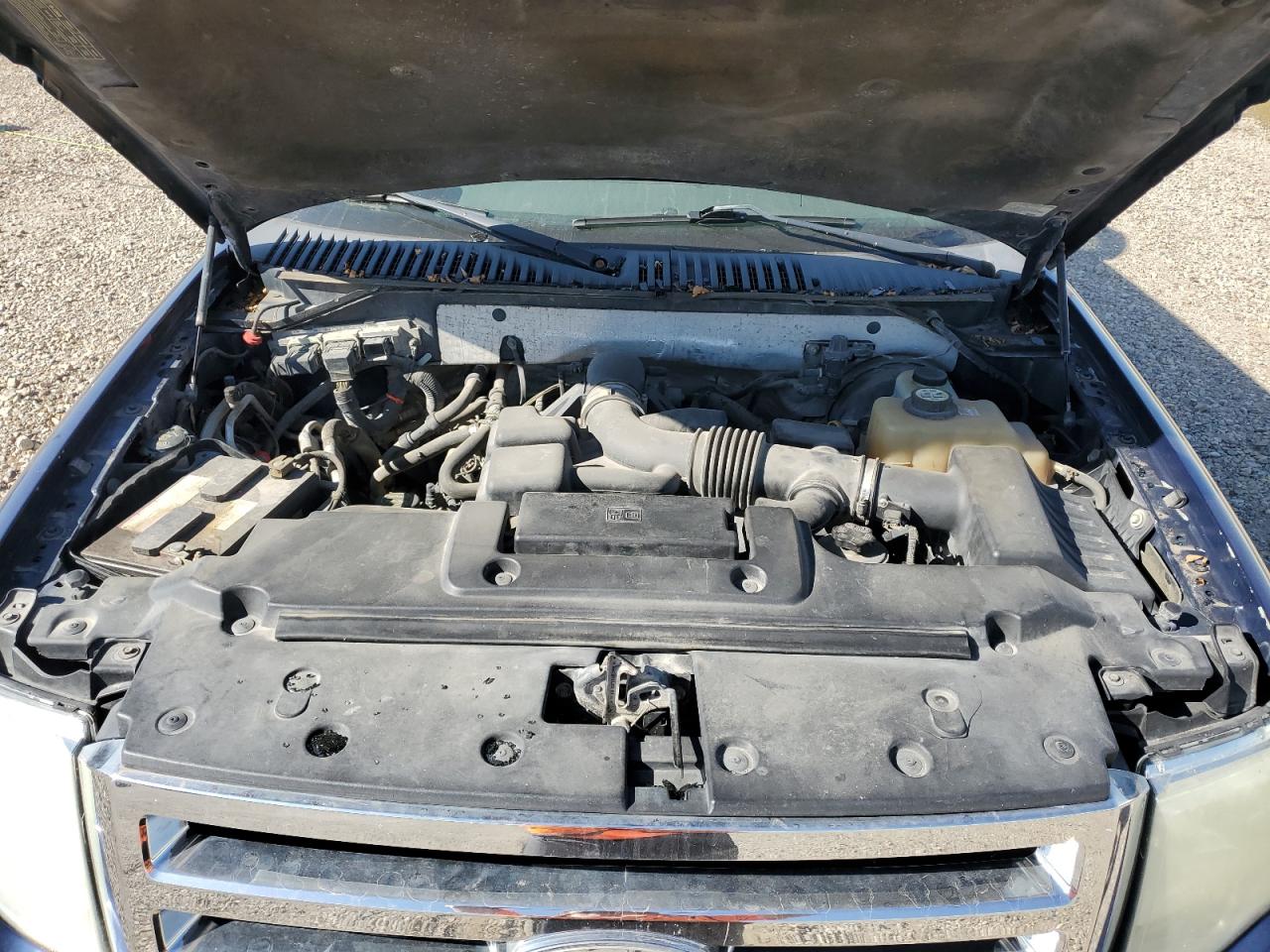 2008 Ford Expedition Xlt VIN: 1FMFU15598LA70918 Lot: 81832085