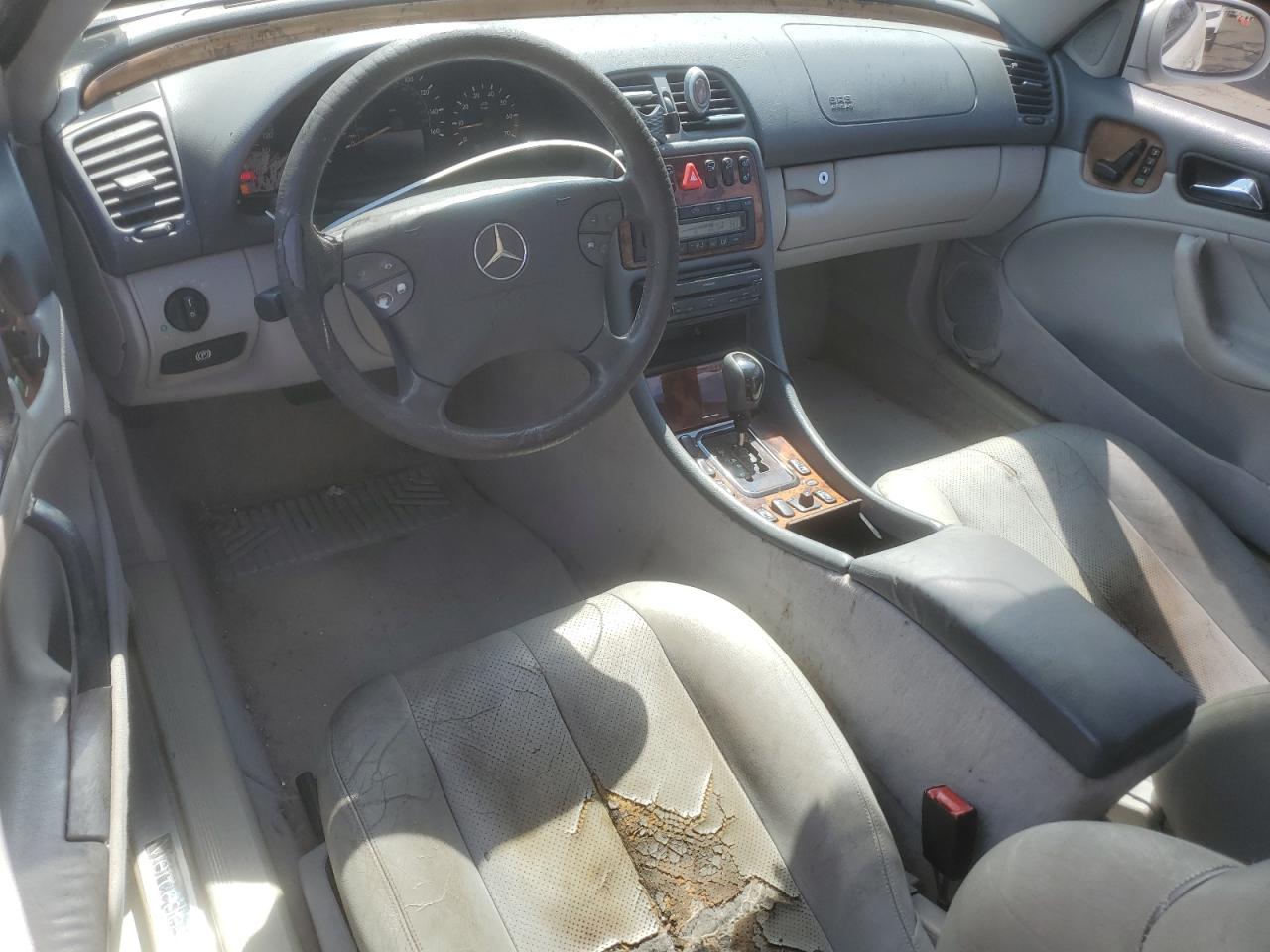 2003 Mercedes-Benz Clk 320 VIN: WDBLK65GX3T143961 Lot: 71057875