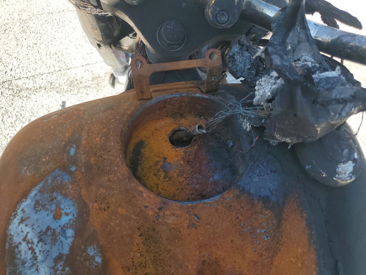 2005 Yamaha Xvs65 Base VIN: JYAVM01E55A084155 Lot: 81120705