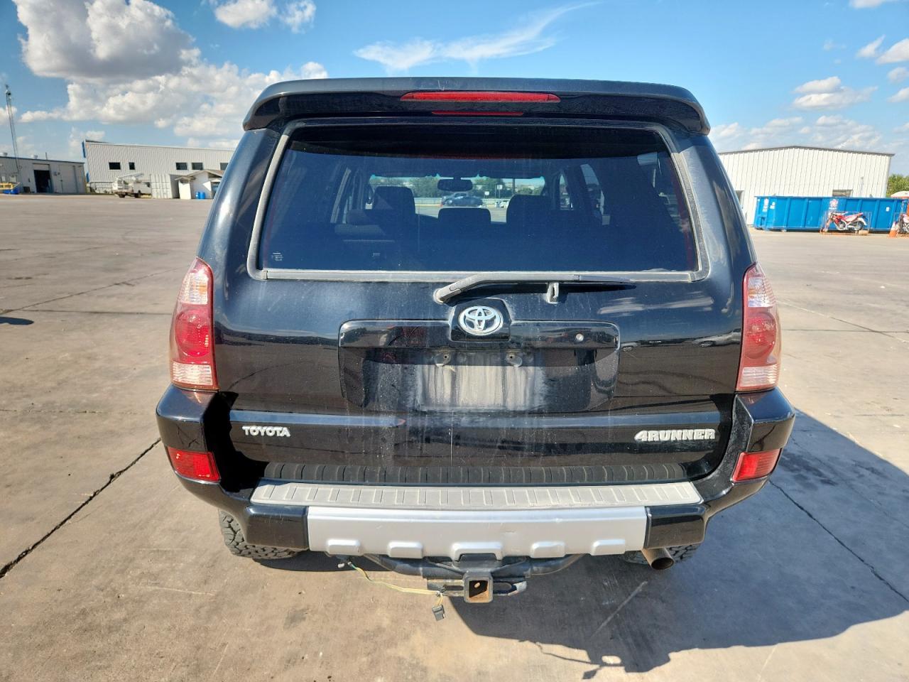 2005 Toyota 4Runner Sr5 VIN: JTEBT14RX58020629 Lot: 81744155