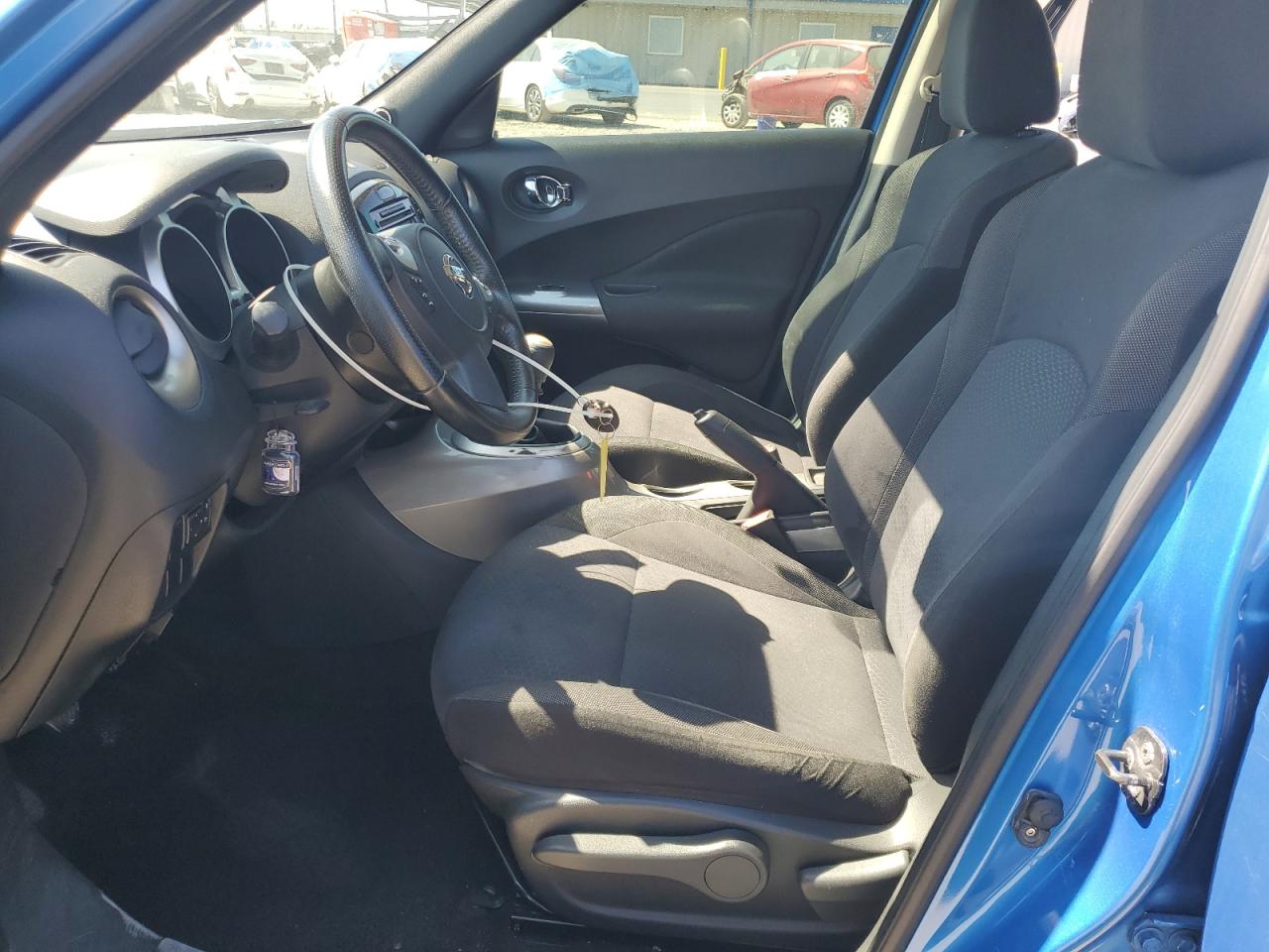 2011 Nissan Juke S VIN: JN8AF5MR5BT002776 Lot: 81724455