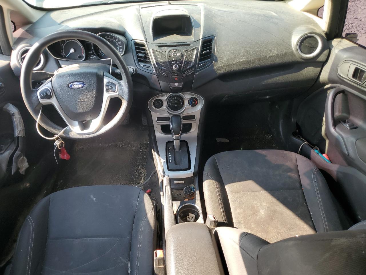 2019 Ford Fiesta Se VIN: 3FADP4BJ2KM117823 Lot: 71740385