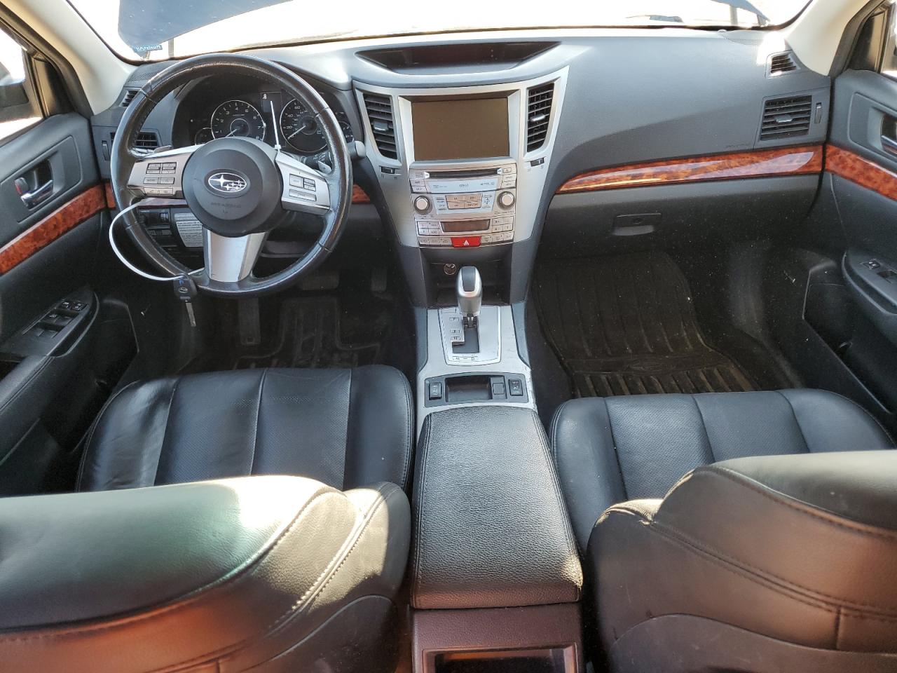 2011 Subaru Outback 2.5I Limited VIN: 4S4BRCLC1B3332399 Lot: 81800355