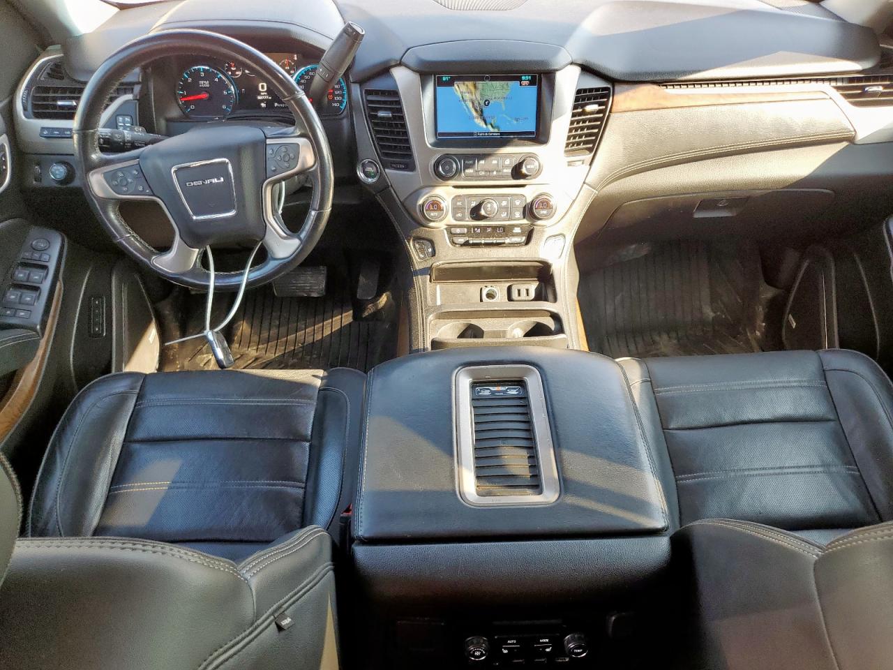 2019 GMC Yukon Denali VIN: 1GKS1CKJ7KR323137 Lot: 84028105