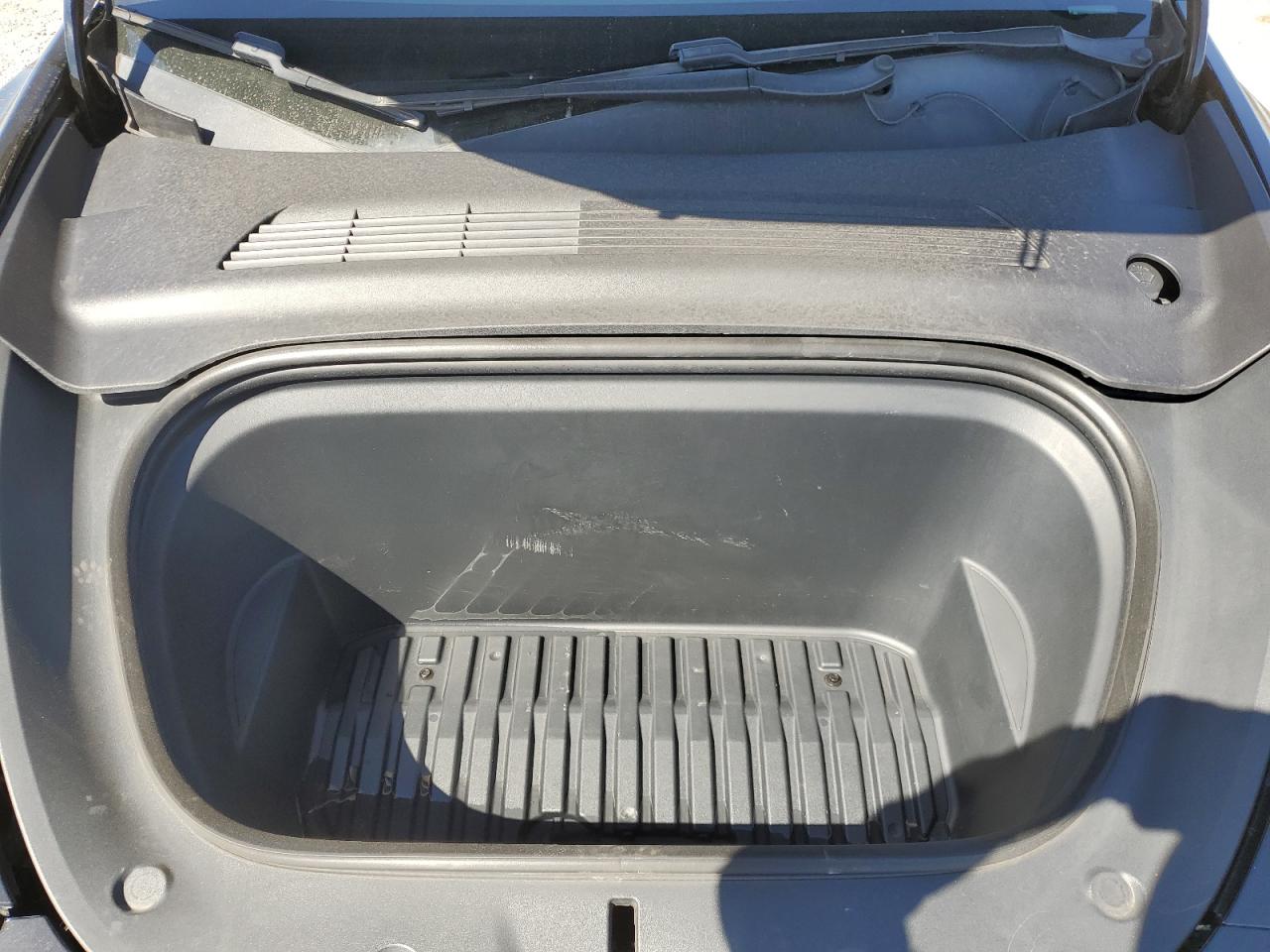 2020 Tesla Model Y VIN: 5YJYGDEE2LF018581 Lot: 83951605