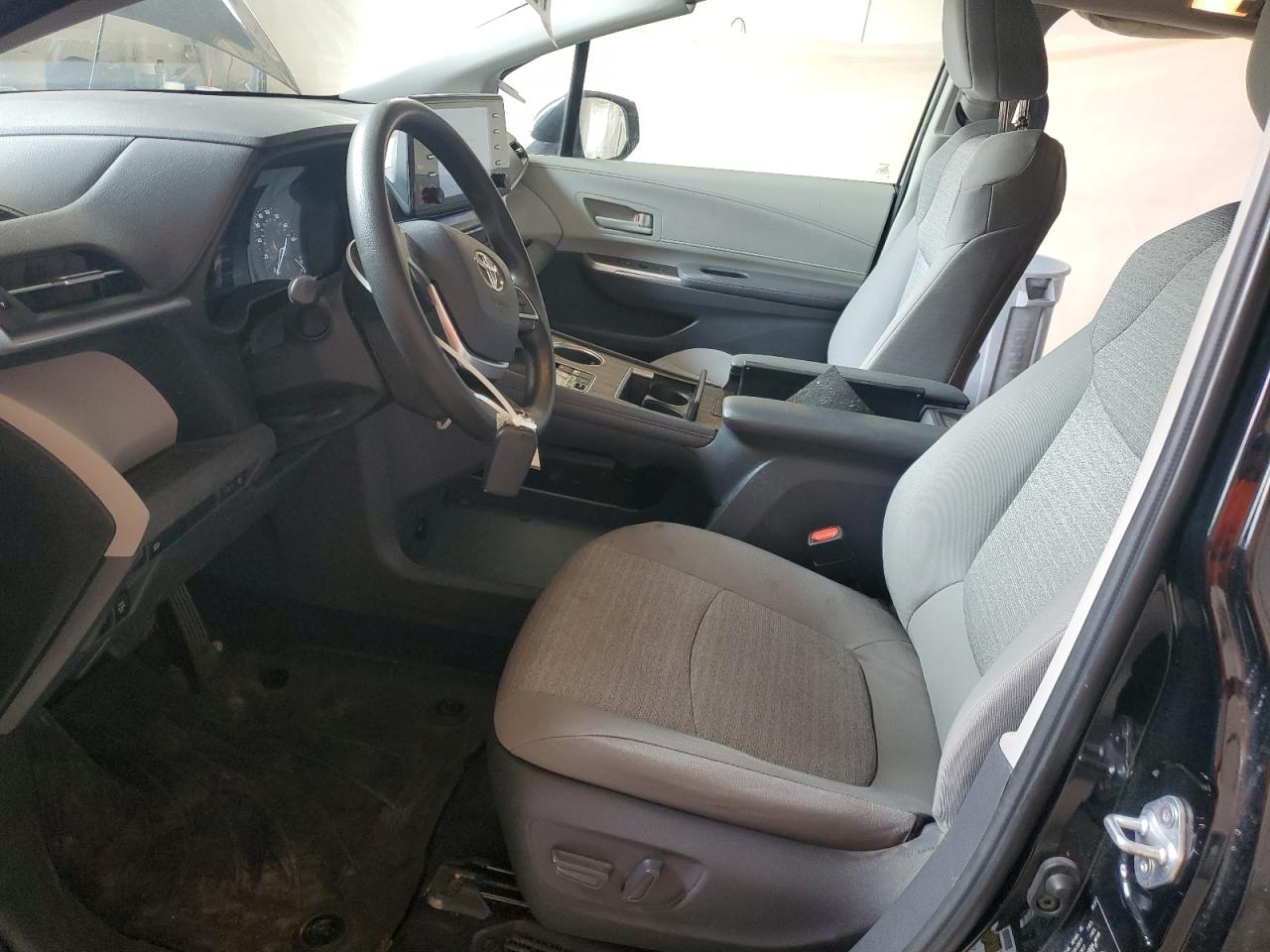 2021 Toyota Sienna Le VIN: 5TDKRKEC3MS070463 Lot: 71893205