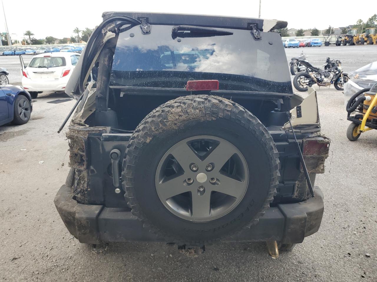 2011 Jeep Wrangler Unlimited Rubicon VIN: 1J4BA6H10BL552907 Lot: 81088745