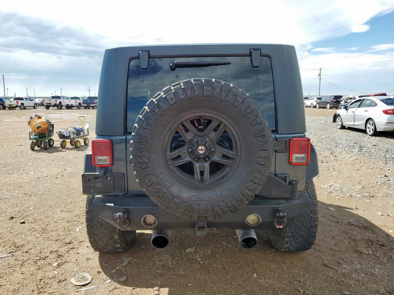 2008 Jeep Wrangler Unlimited Sahara VIN: 1J4GA59108L527724 Lot: 80374475