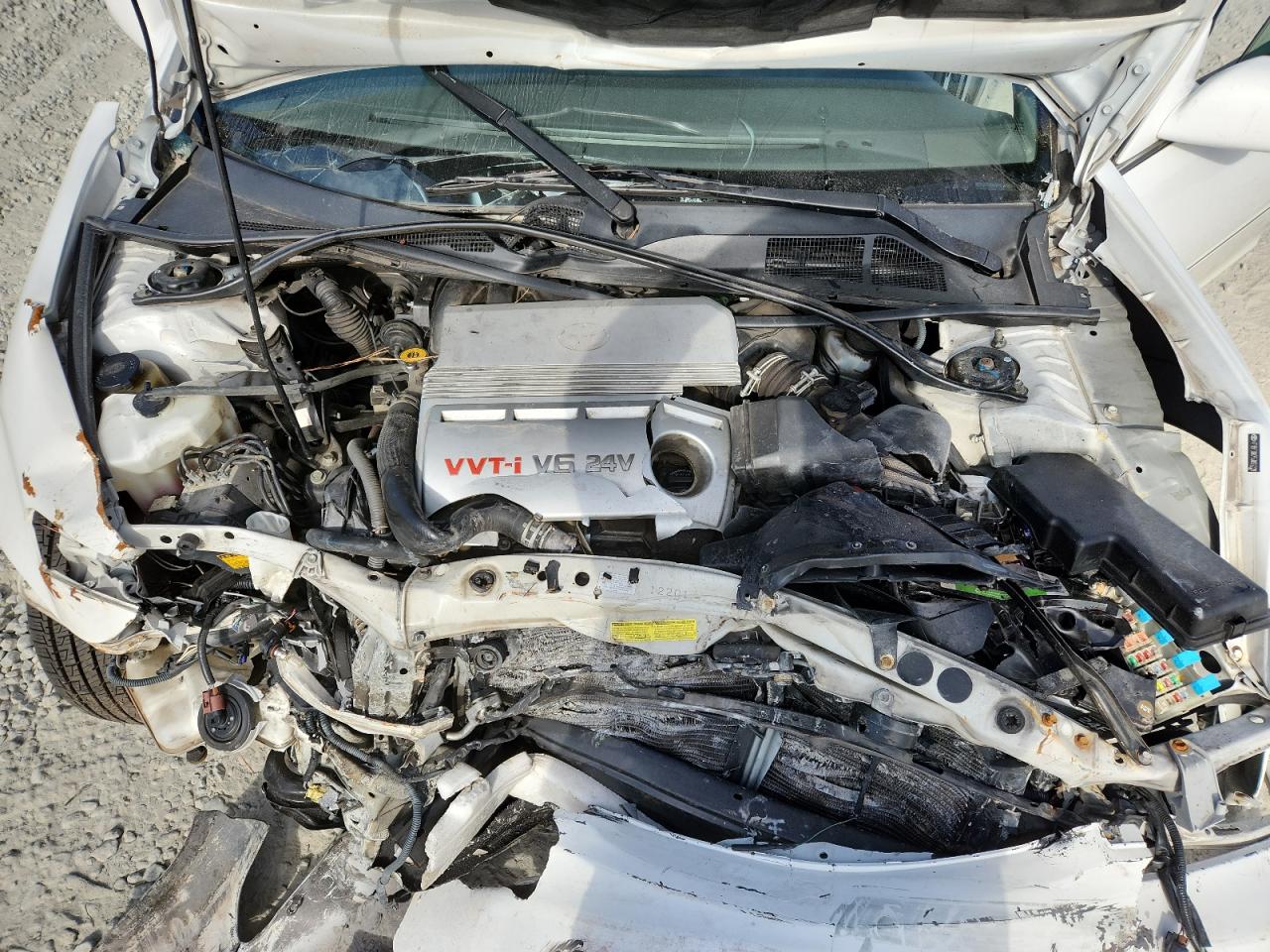 2005 Toyota Camry Le VIN: 4T1BF30K75U092228 Lot: 71008545