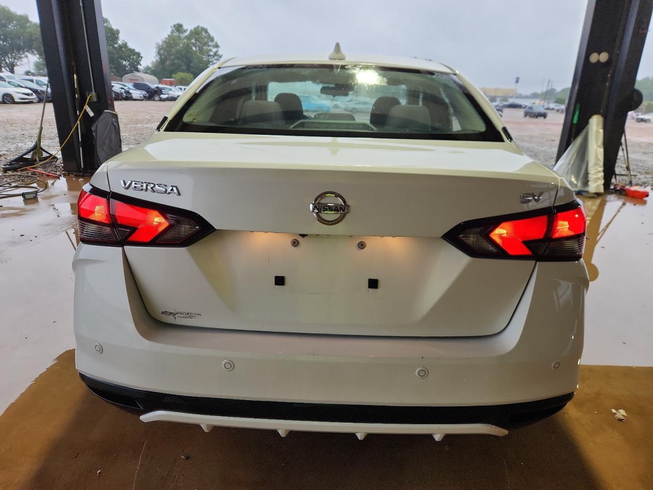 Versa Versa